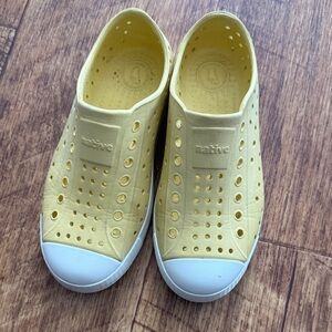 Native Jefferson Shoes - size 13